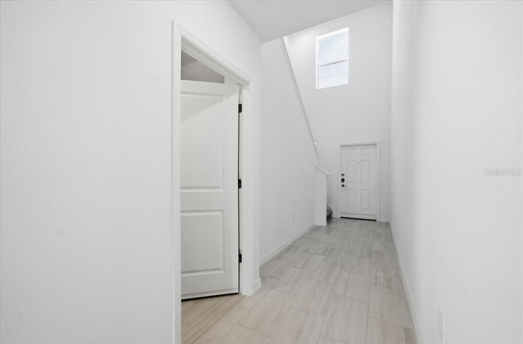 For Sale: $434,000 (5 beds, 2 baths, 2389 Square Feet)