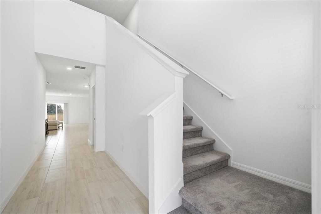 For Sale: $434,000 (5 beds, 2 baths, 2389 Square Feet)