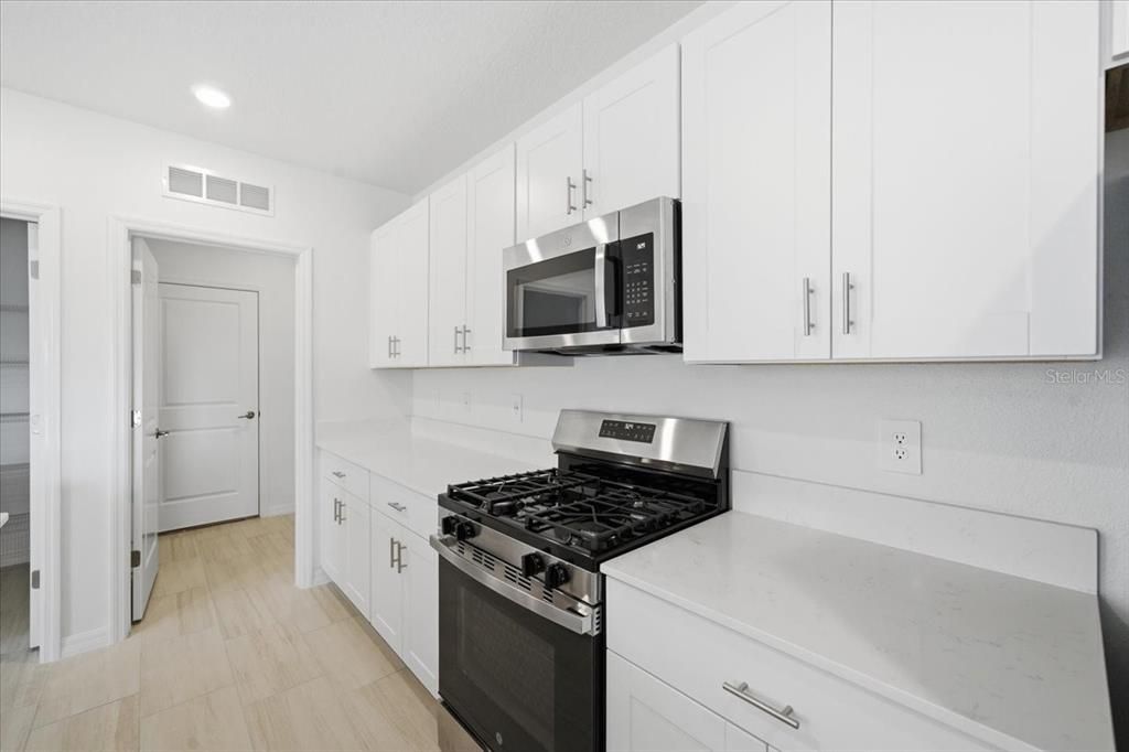 For Sale: $434,000 (5 beds, 2 baths, 2389 Square Feet)