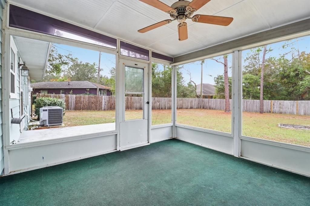 For Sale: $179,000 (3 beds, 1 baths, 1200 Square Feet)