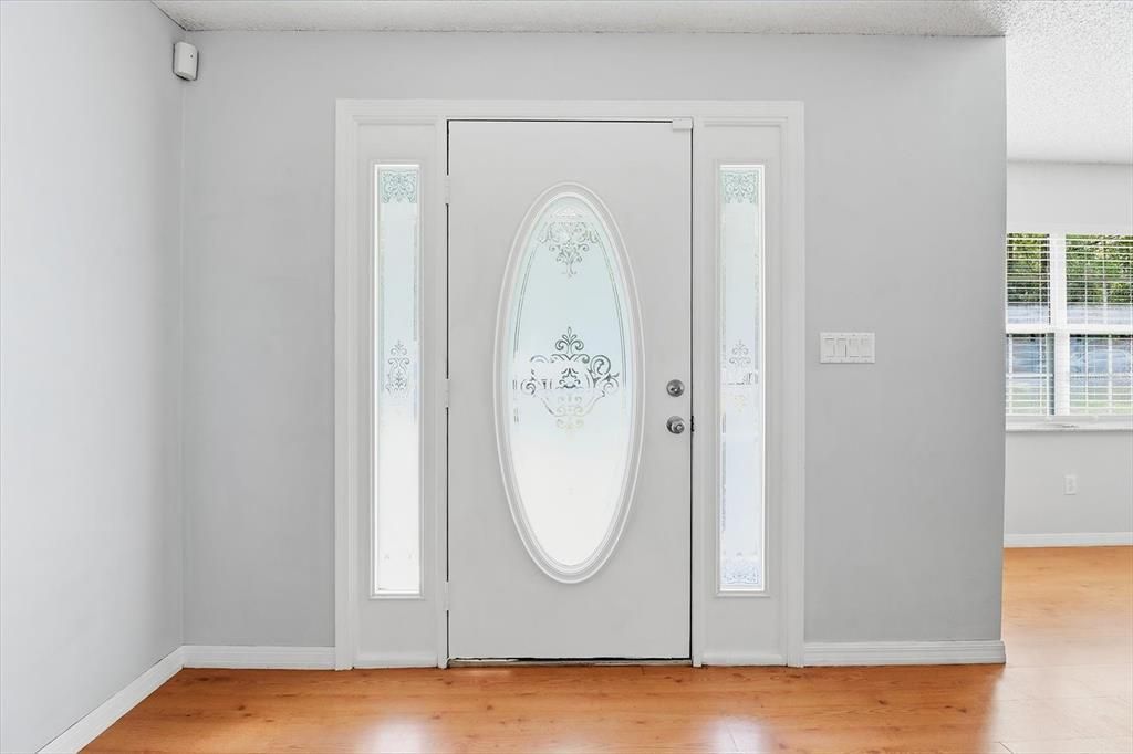 For Sale: $179,000 (3 beds, 1 baths, 1200 Square Feet)