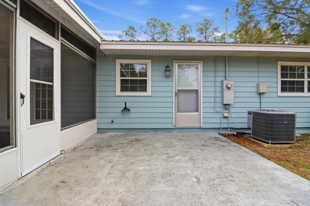 For Sale: $179,000 (3 beds, 1 baths, 1200 Square Feet)