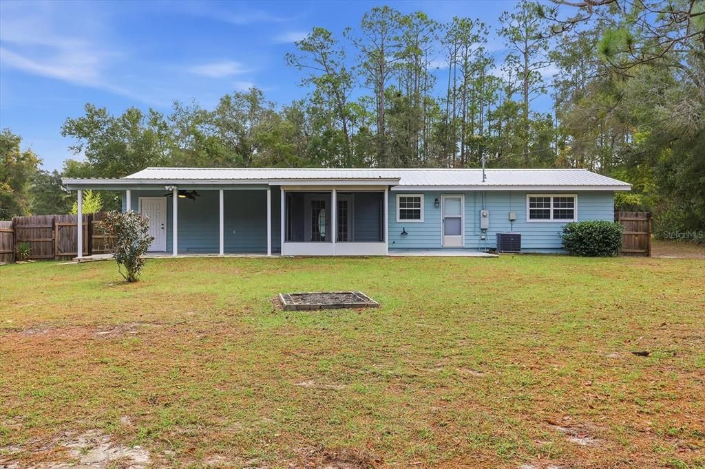 For Sale: $179,000 (3 beds, 1 baths, 1200 Square Feet)