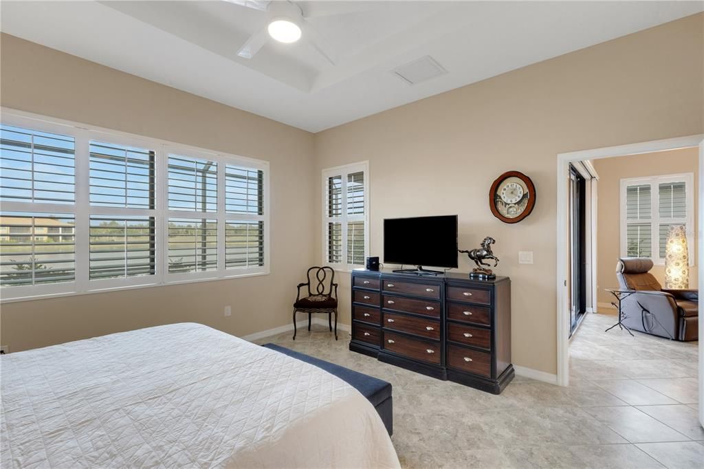 En Venta: $439,000 (2 camas, 2 baños, 1593 Pies cuadrados)