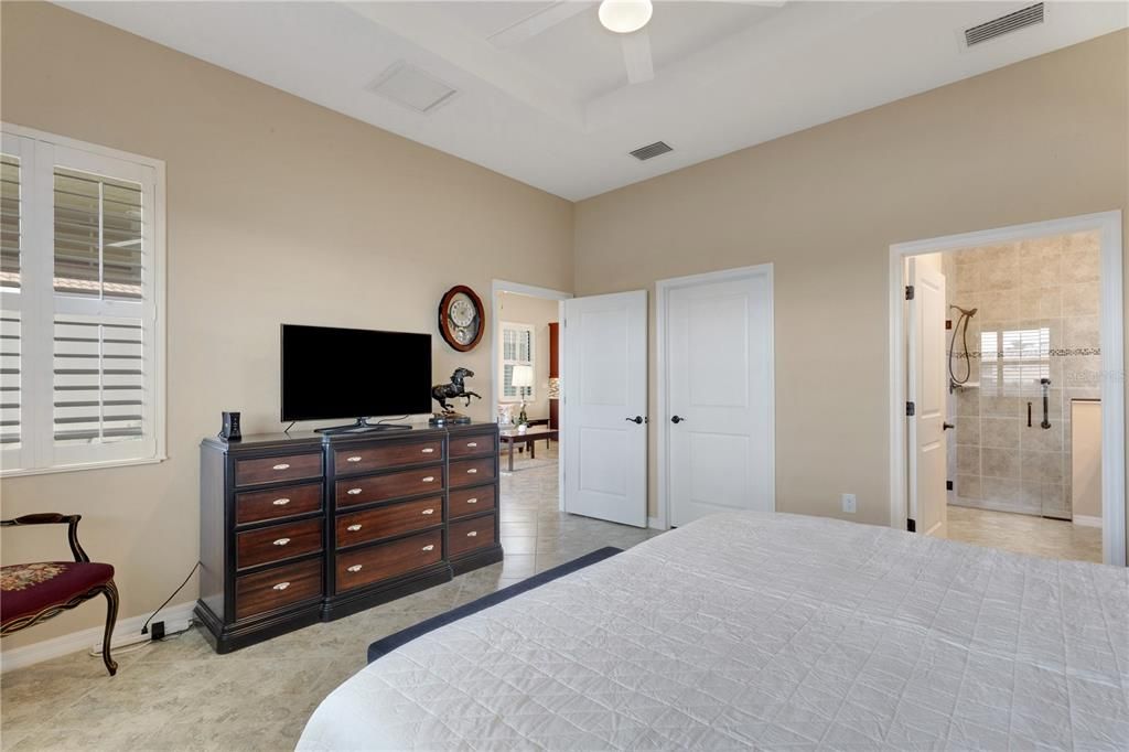 En Venta: $439,000 (2 camas, 2 baños, 1593 Pies cuadrados)