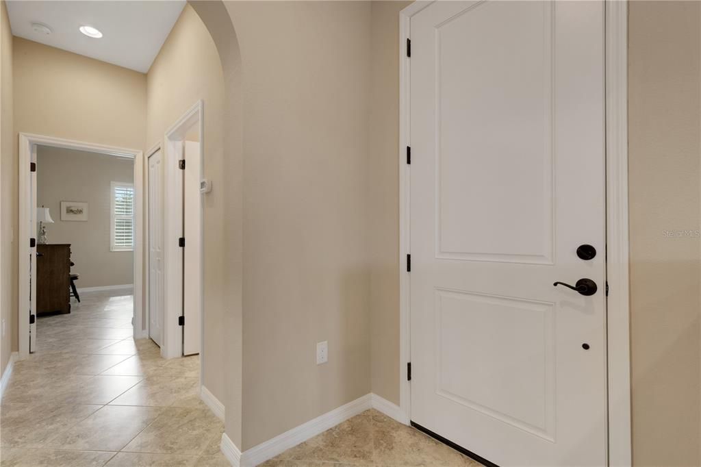 En Venta: $439,000 (2 camas, 2 baños, 1593 Pies cuadrados)