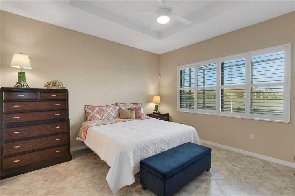 En Venta: $439,000 (2 camas, 2 baños, 1593 Pies cuadrados)