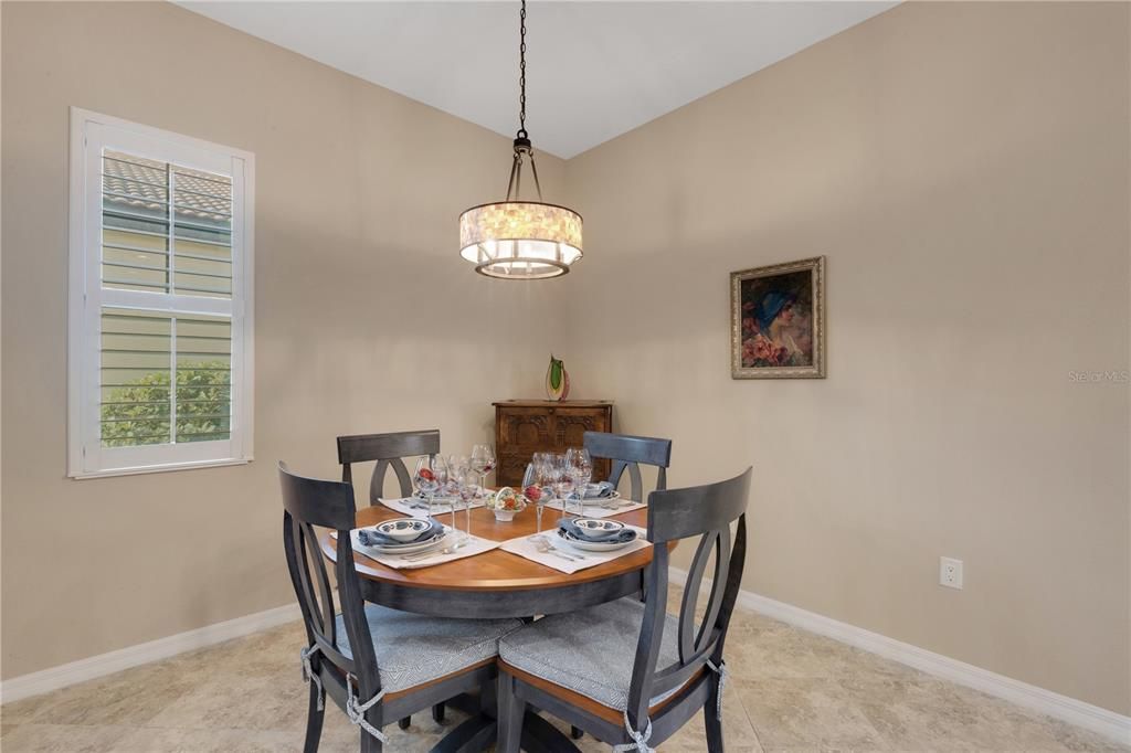 En Venta: $439,000 (2 camas, 2 baños, 1593 Pies cuadrados)