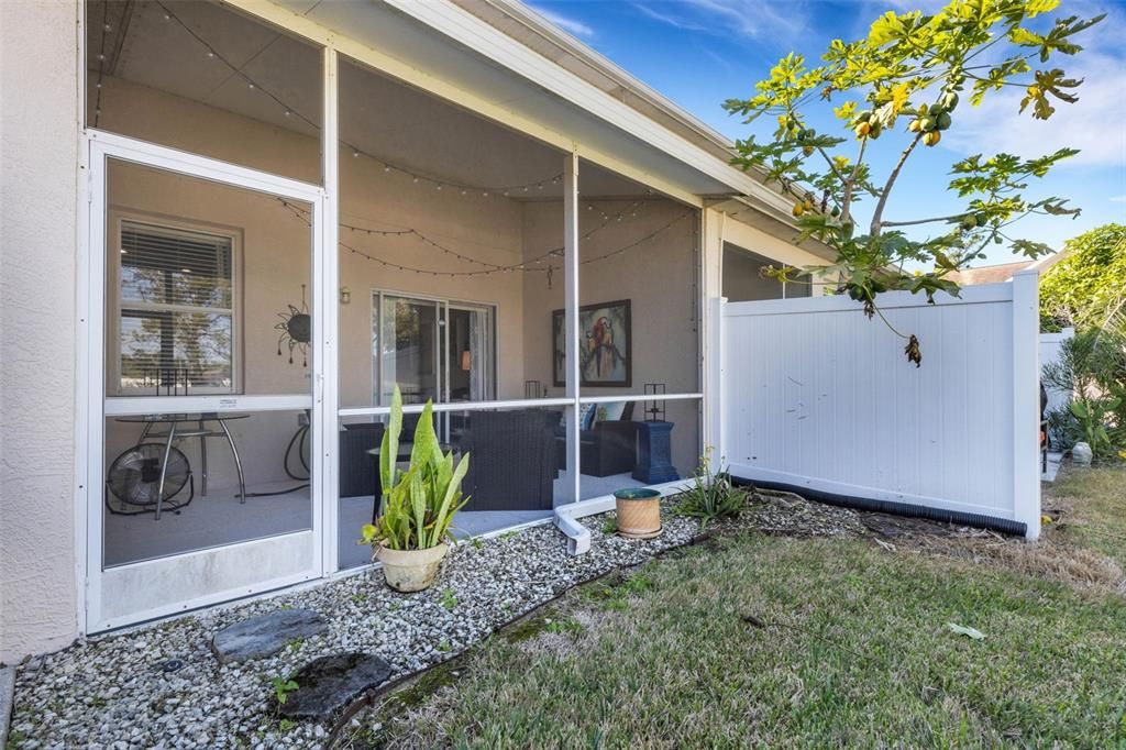 На продажу: $299,000 (3 спален, 2 ванн, 1376 Квадратных фут)