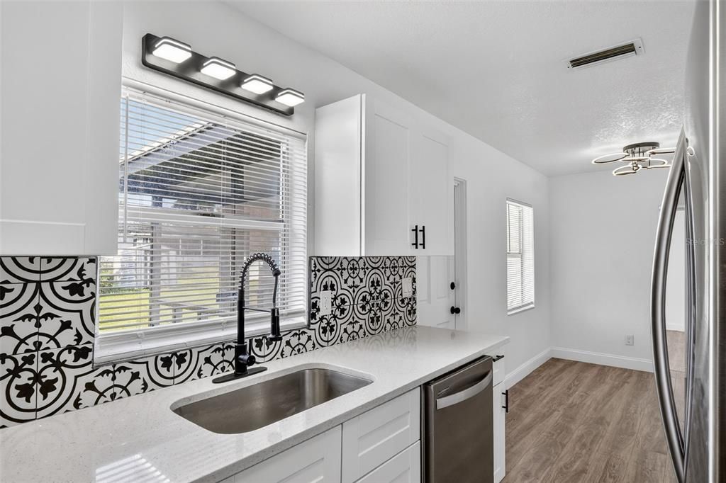 For Rent: $3,500 (4 beds, 2 baths, 1484 Square Feet)