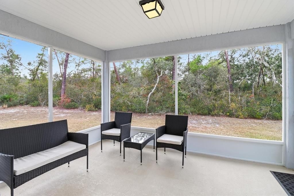 For Sale: $425,000 (4 beds, 2 baths, 1823 Square Feet)