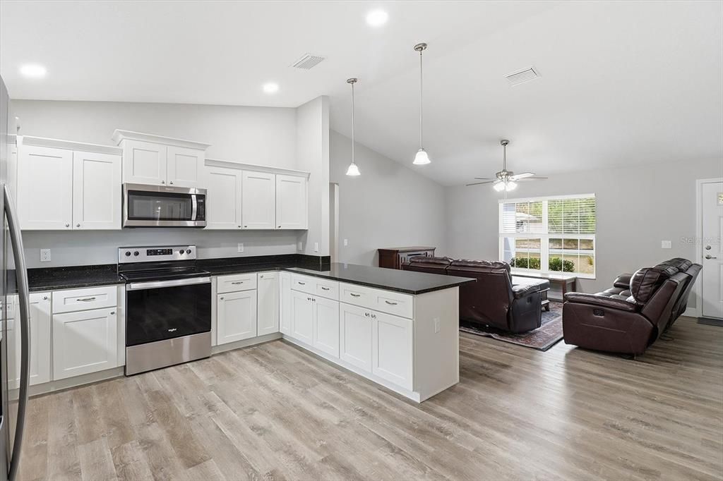 For Sale: $425,000 (4 beds, 2 baths, 1823 Square Feet)