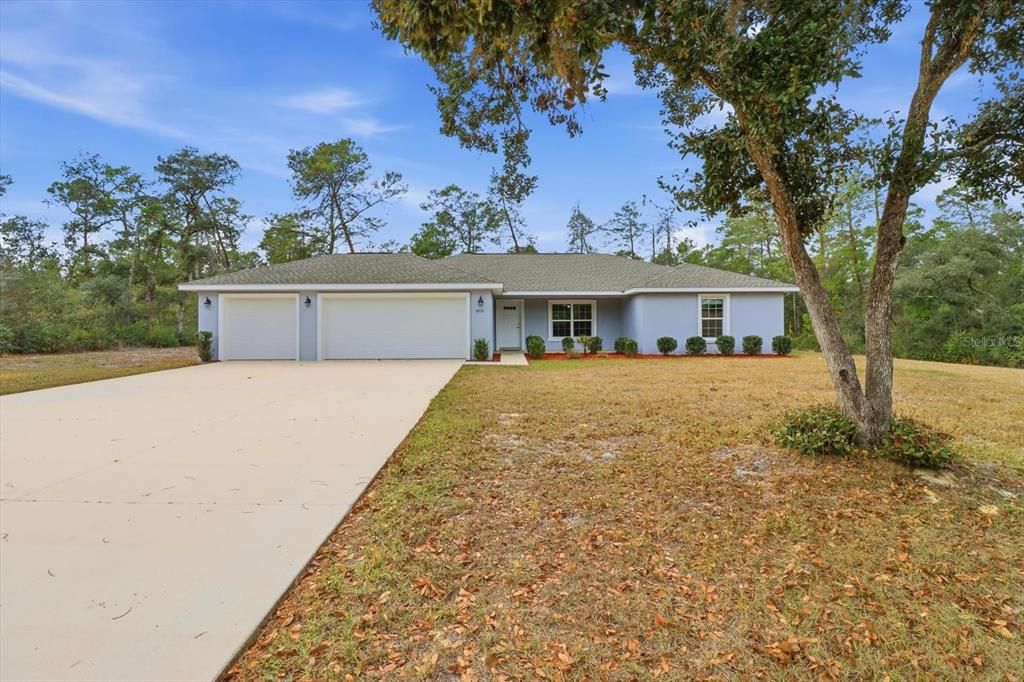 For Sale: $425,000 (4 beds, 2 baths, 1823 Square Feet)