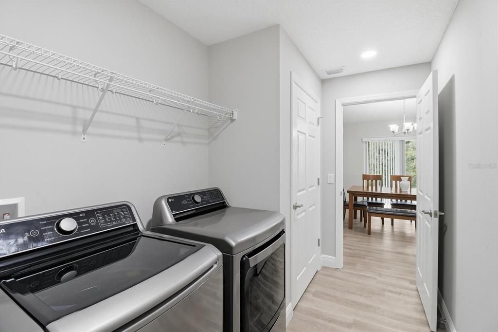 For Sale: $425,000 (4 beds, 2 baths, 1823 Square Feet)