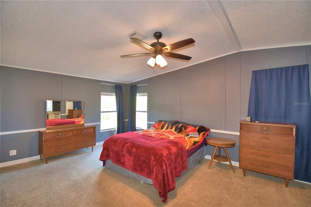 En Venta: $180,000 (3 camas, 2 baños, 1248 Pies cuadrados)