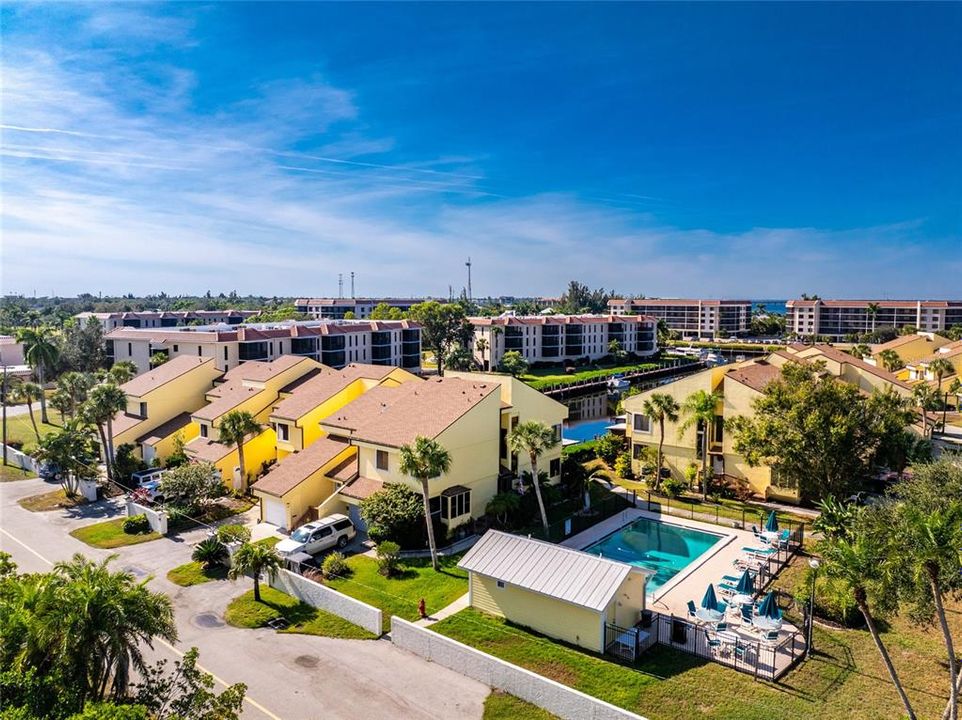 待售: $329,000 (2 贝兹, 2 浴室, 1469 平方英尺)