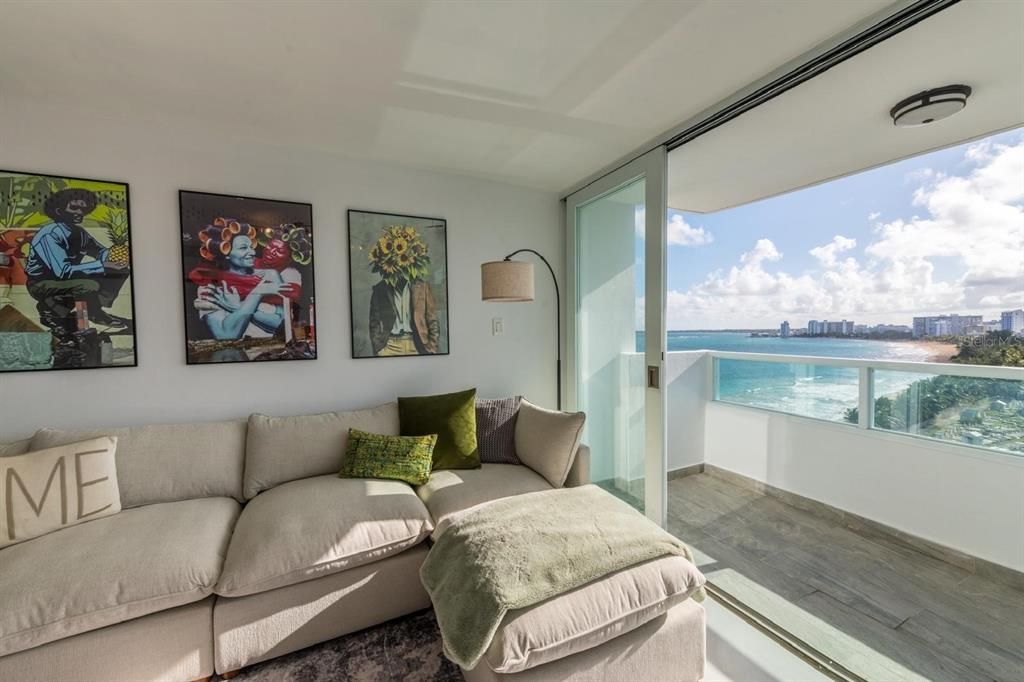 出租: $3,500 (2 贝兹, 1 浴室, 1036 平方英尺)