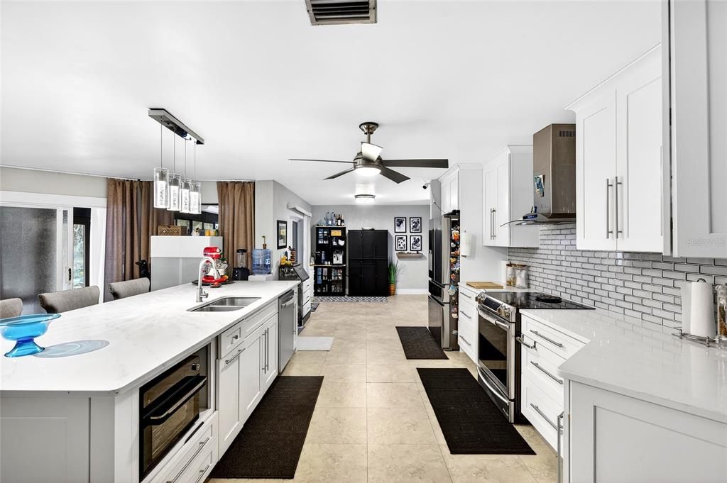 待售: $1,150,000 (3 贝兹, 3 浴室, 2399 平方英尺)