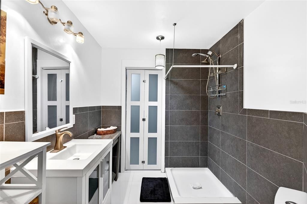 待售: $1,150,000 (3 贝兹, 3 浴室, 2399 平方英尺)