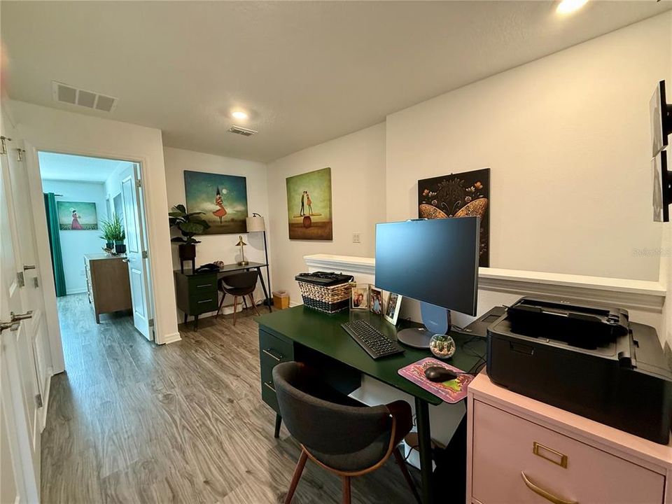 For Sale: $295,000 (3 beds, 2 baths, 1553 Square Feet)