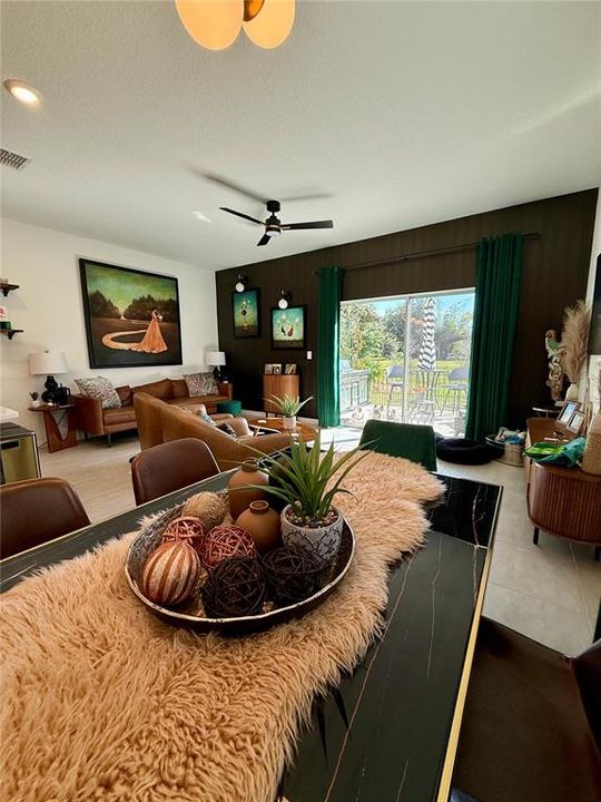 For Sale: $295,000 (3 beds, 2 baths, 1553 Square Feet)