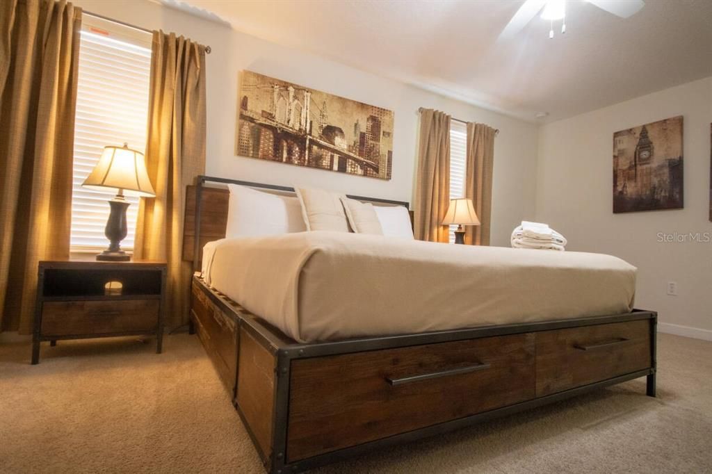 待售: $699,900 (6 贝兹, 6 浴室, 3465 平方英尺)