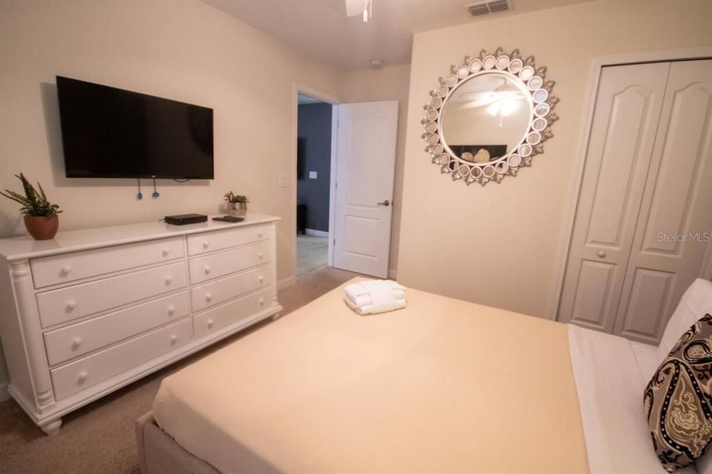 待售: $699,900 (6 贝兹, 6 浴室, 3465 平方英尺)