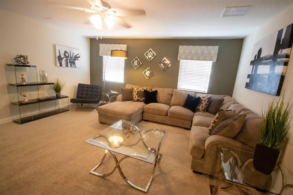 待售: $699,900 (6 贝兹, 6 浴室, 3465 平方英尺)