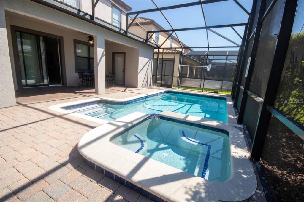 待售: $699,900 (6 贝兹, 6 浴室, 3465 平方英尺)