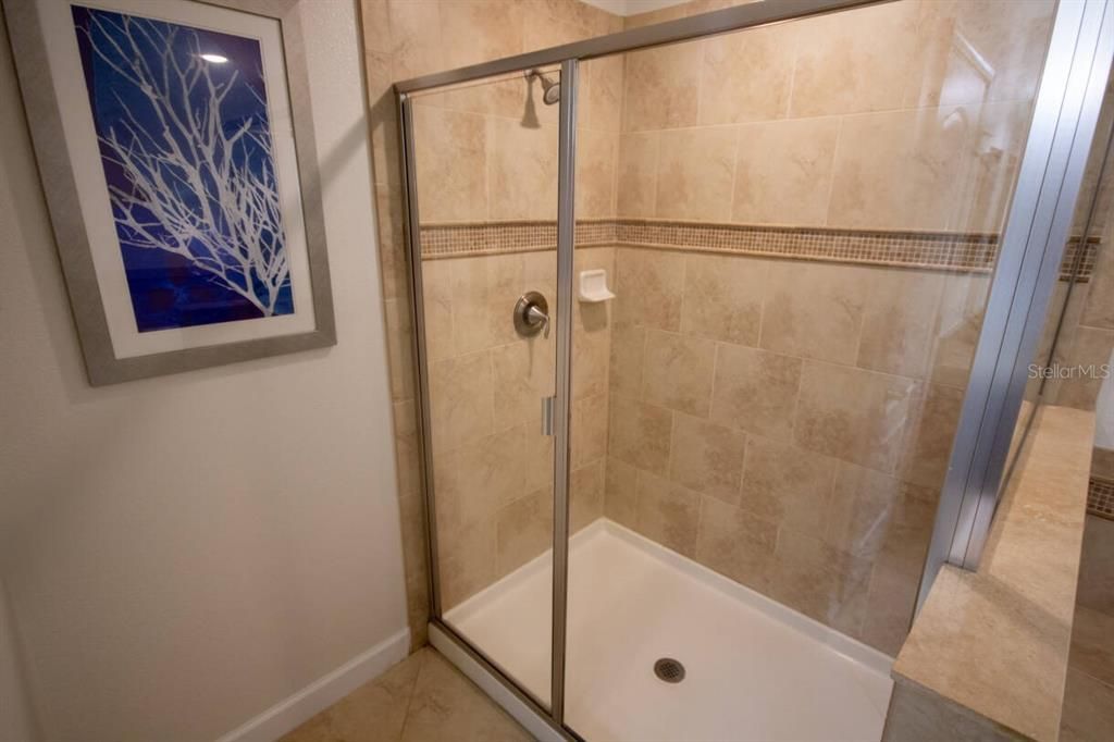 待售: $699,900 (6 贝兹, 6 浴室, 3465 平方英尺)