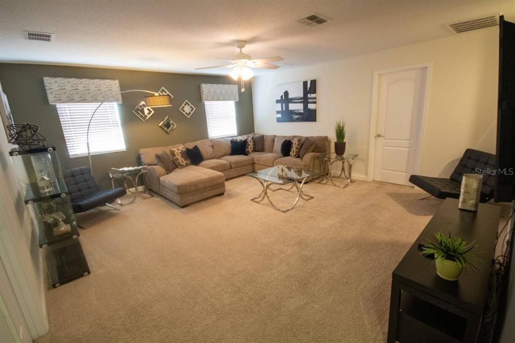 待售: $699,900 (6 贝兹, 6 浴室, 3465 平方英尺)