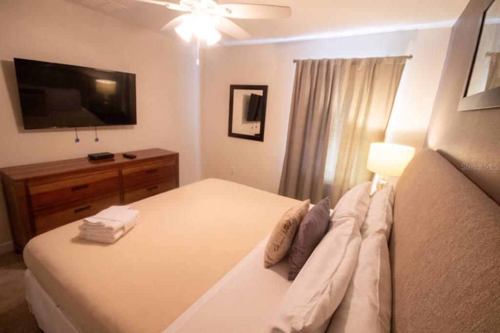 待售: $699,900 (6 贝兹, 6 浴室, 3465 平方英尺)