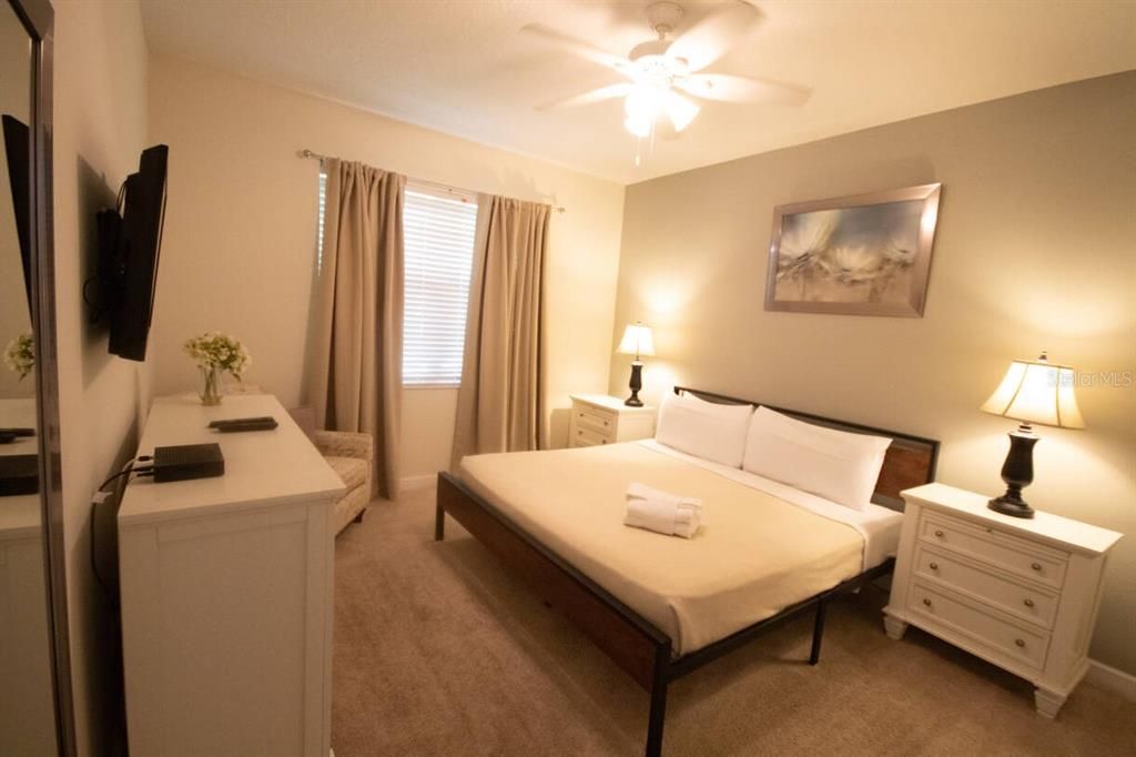 待售: $699,900 (6 贝兹, 6 浴室, 3465 平方英尺)