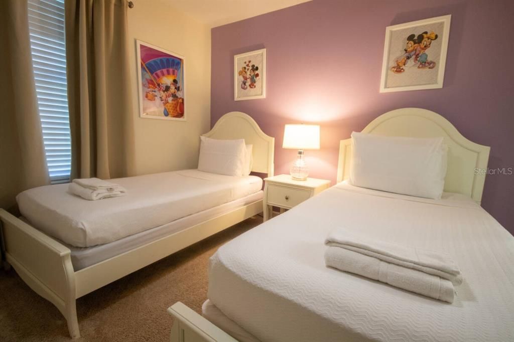 待售: $699,900 (6 贝兹, 6 浴室, 3465 平方英尺)