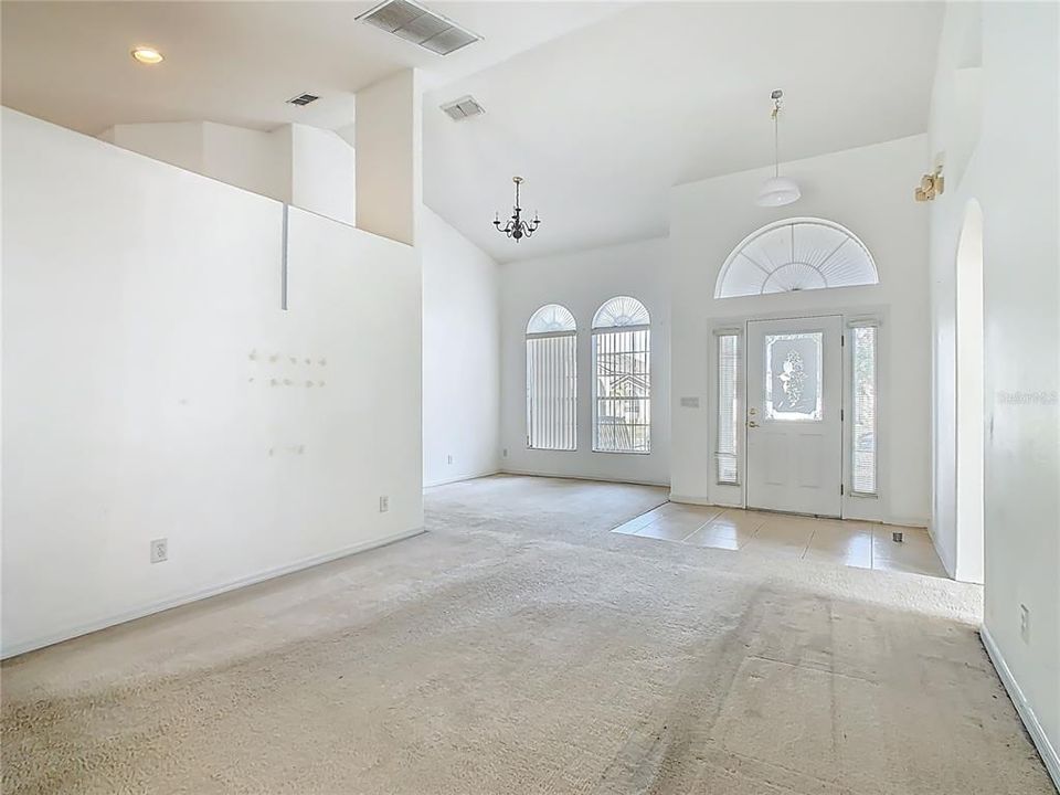 待售: $479,000 (5 贝兹, 4 浴室, 2275 平方英尺)