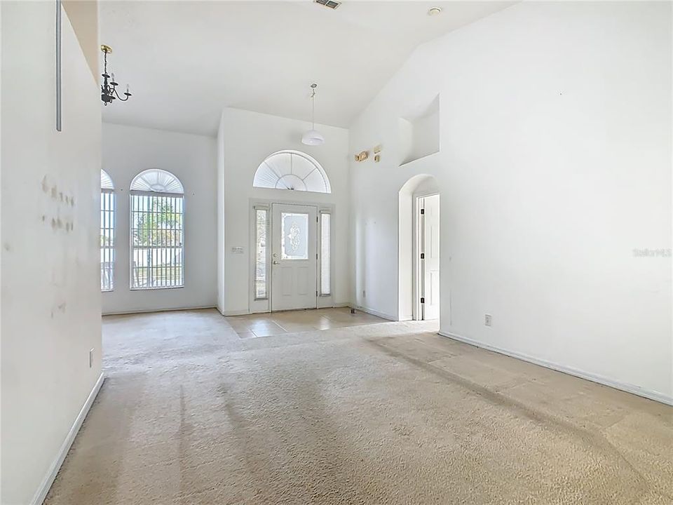 待售: $479,000 (5 贝兹, 4 浴室, 2275 平方英尺)