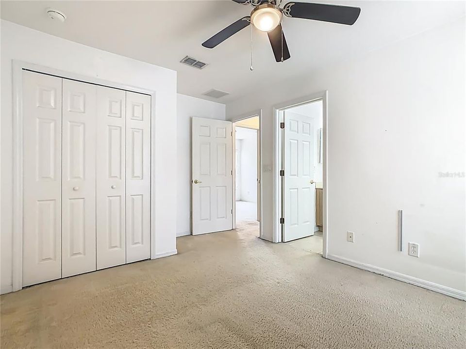 待售: $479,000 (5 贝兹, 4 浴室, 2275 平方英尺)