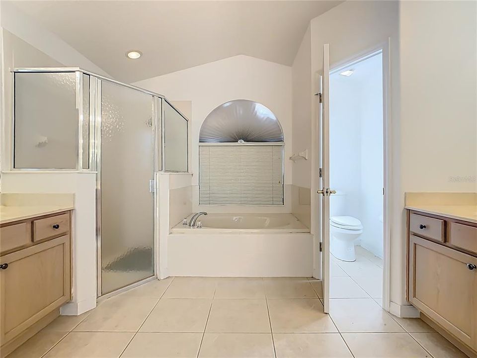 待售: $479,000 (5 贝兹, 4 浴室, 2275 平方英尺)