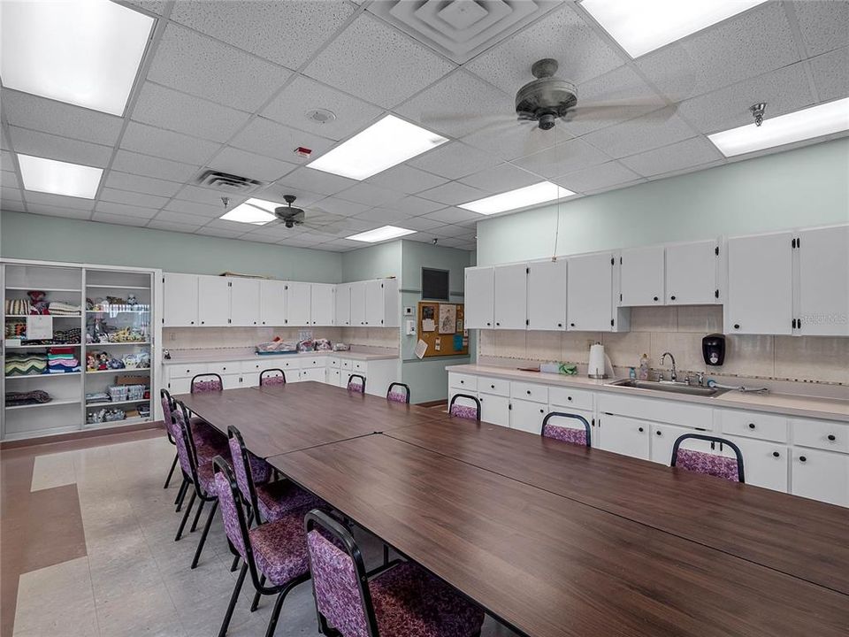 For Sale: $244,000 (2 beds, 2 baths, 1060 Square Feet)