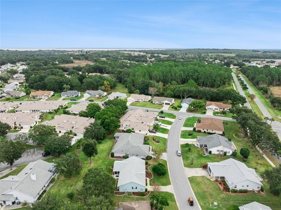 For Sale: $244,000 (2 beds, 2 baths, 1060 Square Feet)