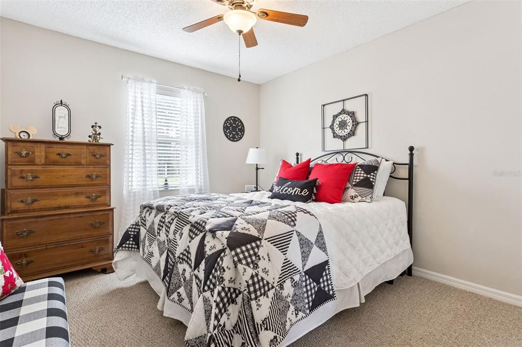 For Sale: $244,000 (2 beds, 2 baths, 1060 Square Feet)