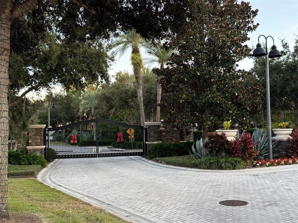 En Renta: $4,500 (4 camas, 3 baños, 2954 Pies cuadrados)