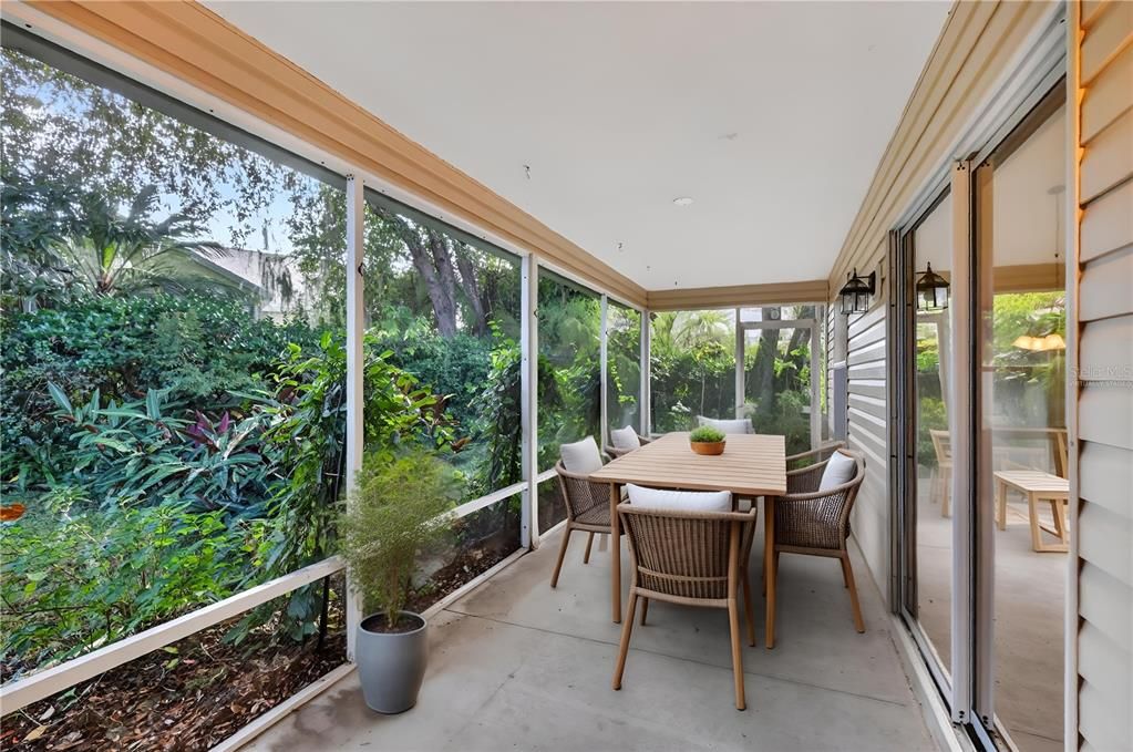 На продажу: $370,000 (3 спален, 2 ванн, 1731 Квадратных фут)