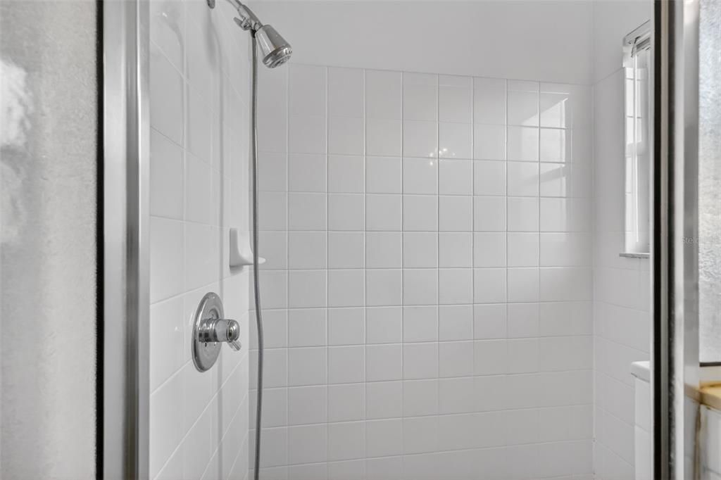 На продажу: $370,000 (3 спален, 2 ванн, 1731 Квадратных фут)