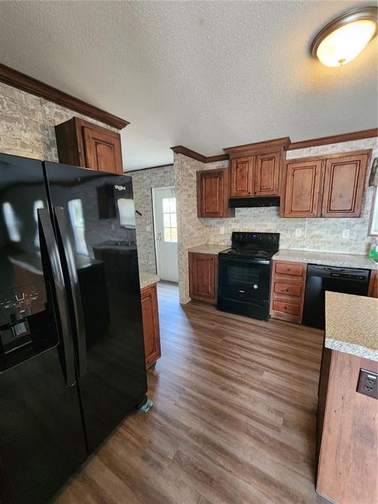 For Sale: $289,000 (4 beds, 2 baths, 2128 Square Feet)