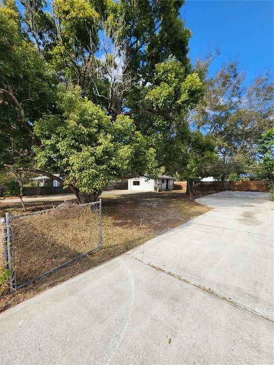 For Sale: $289,000 (4 beds, 2 baths, 2128 Square Feet)