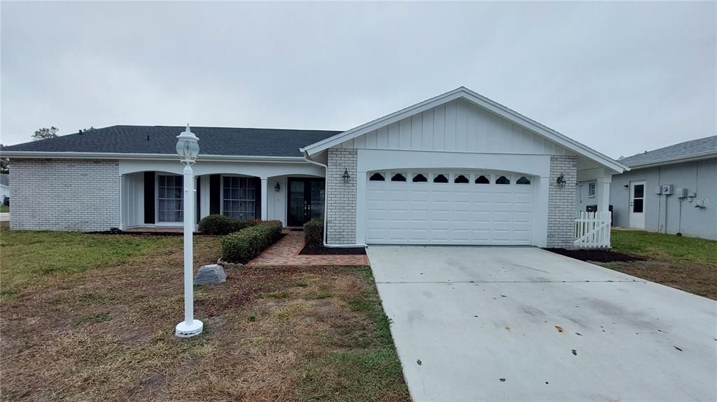 For Sale: $349,900 (3 beds, 2 baths, 1771 Square Feet)