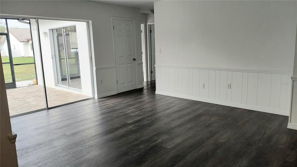 For Sale: $349,900 (3 beds, 2 baths, 1771 Square Feet)