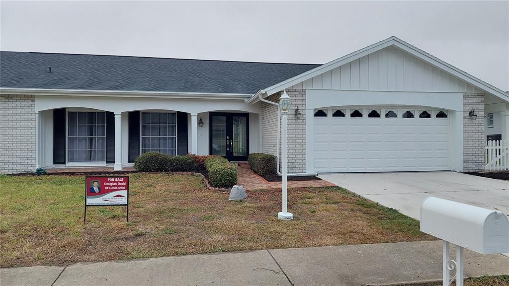 For Sale: $349,900 (3 beds, 2 baths, 1771 Square Feet)