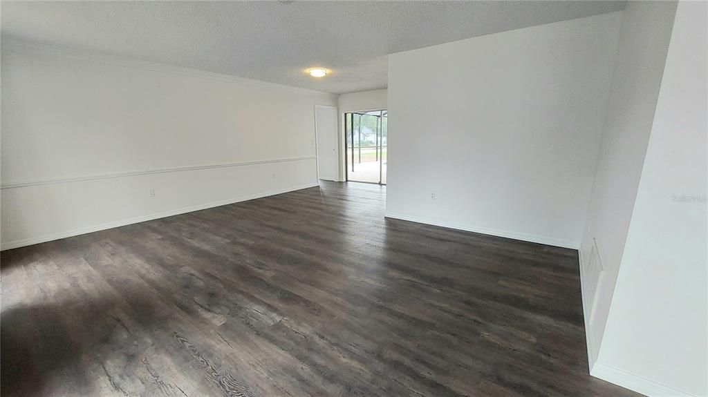 For Sale: $349,900 (3 beds, 2 baths, 1771 Square Feet)